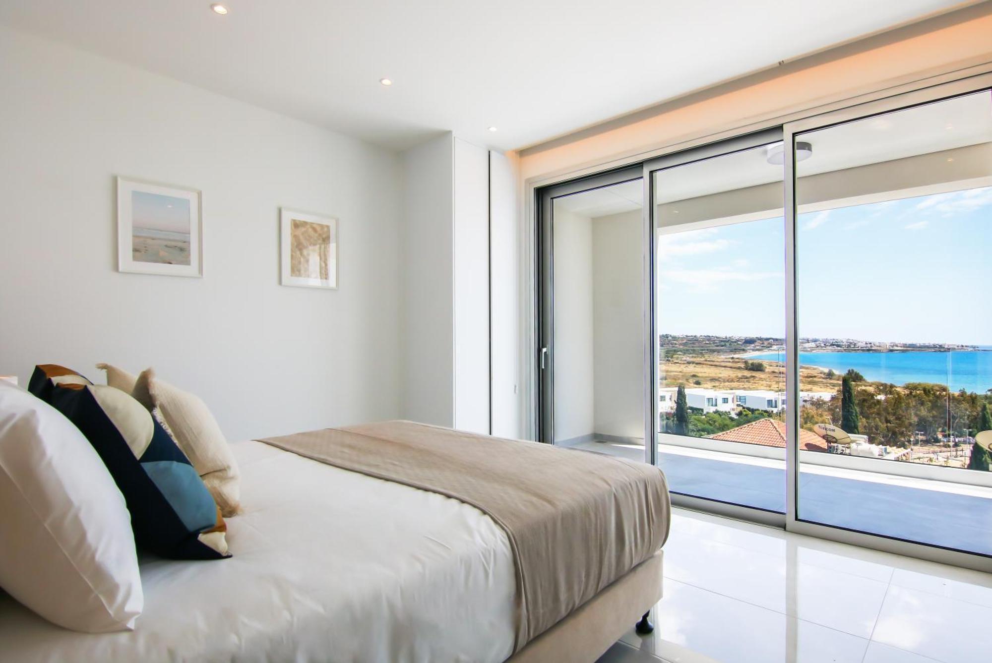 Phaedrus Living Luxury Seaview Coral Bay Villa بييا المظهر الخارجي الصورة
